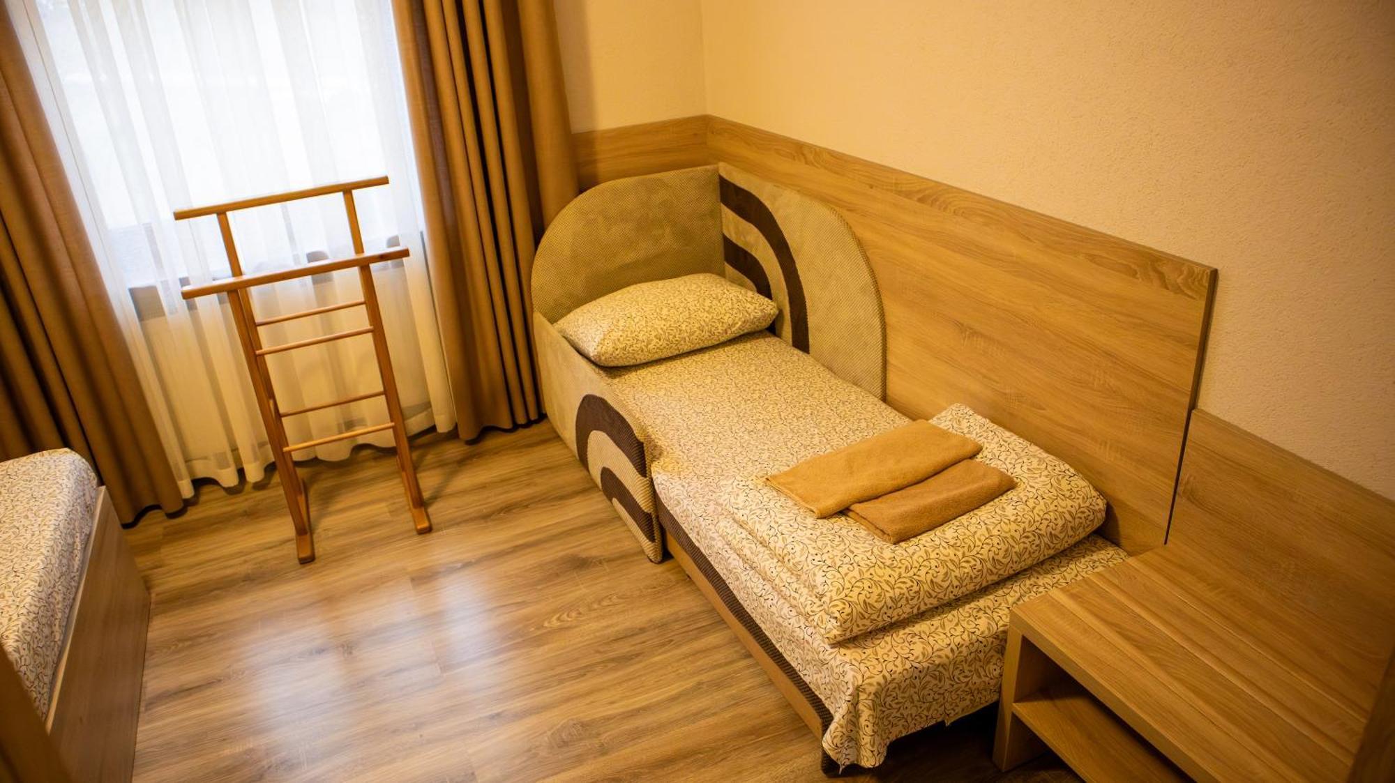Hotel Каприз Kamenec Podolský Exteriér fotografie